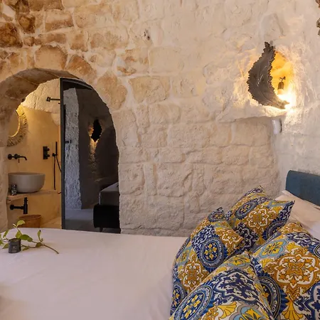 Trullo Con Vista Mare E Piscina Riscaldata