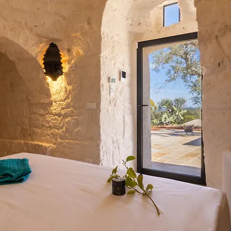 Trullo Con Vista Mare E Piscina Riscaldata